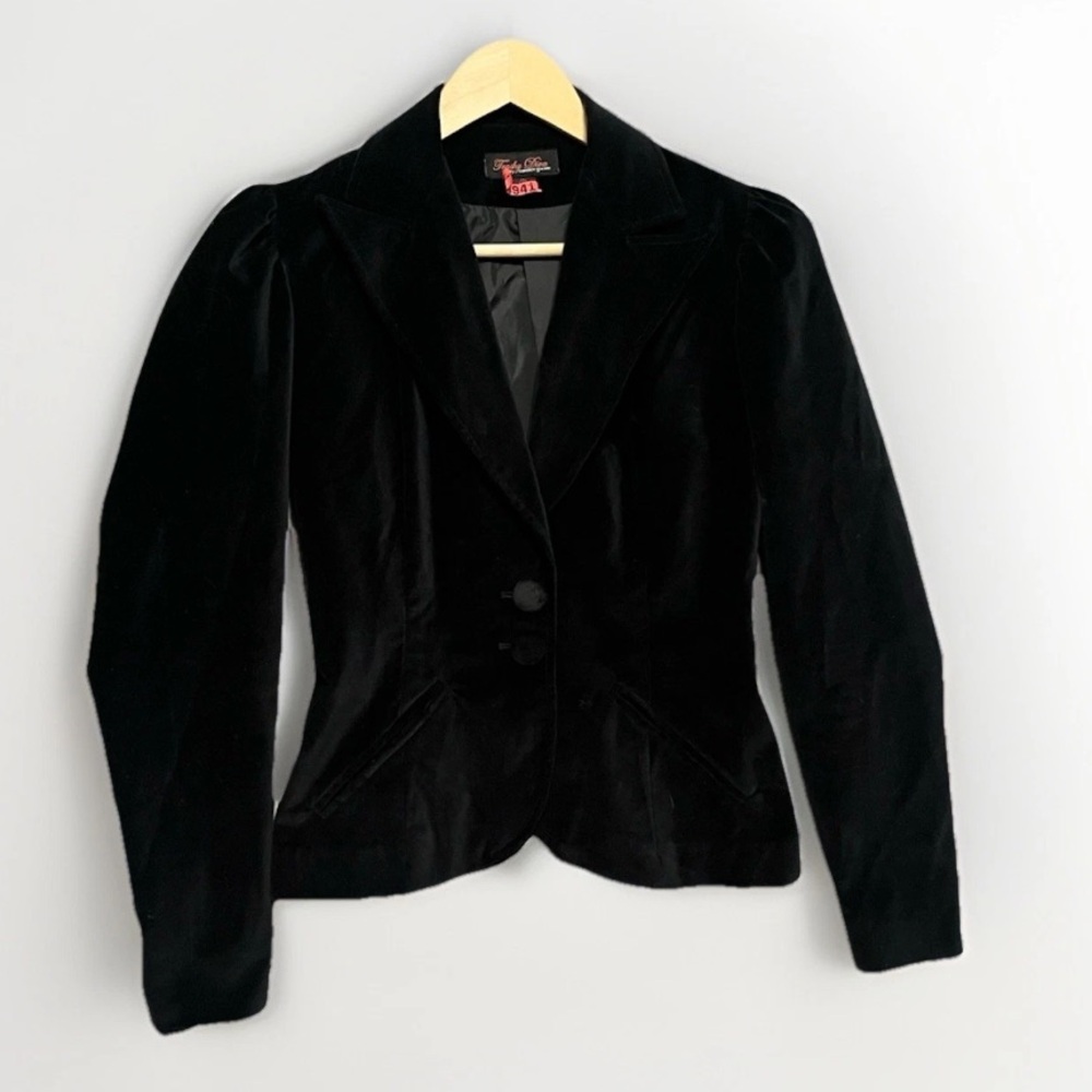 Vintage style Velvet Evie Jacket retro fitted 40s pinup